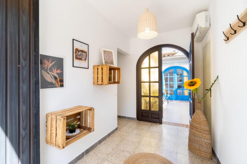 Cambrils Beach - 8 min to Beach - AC - WiFi - Terrace - 8 Guests 7