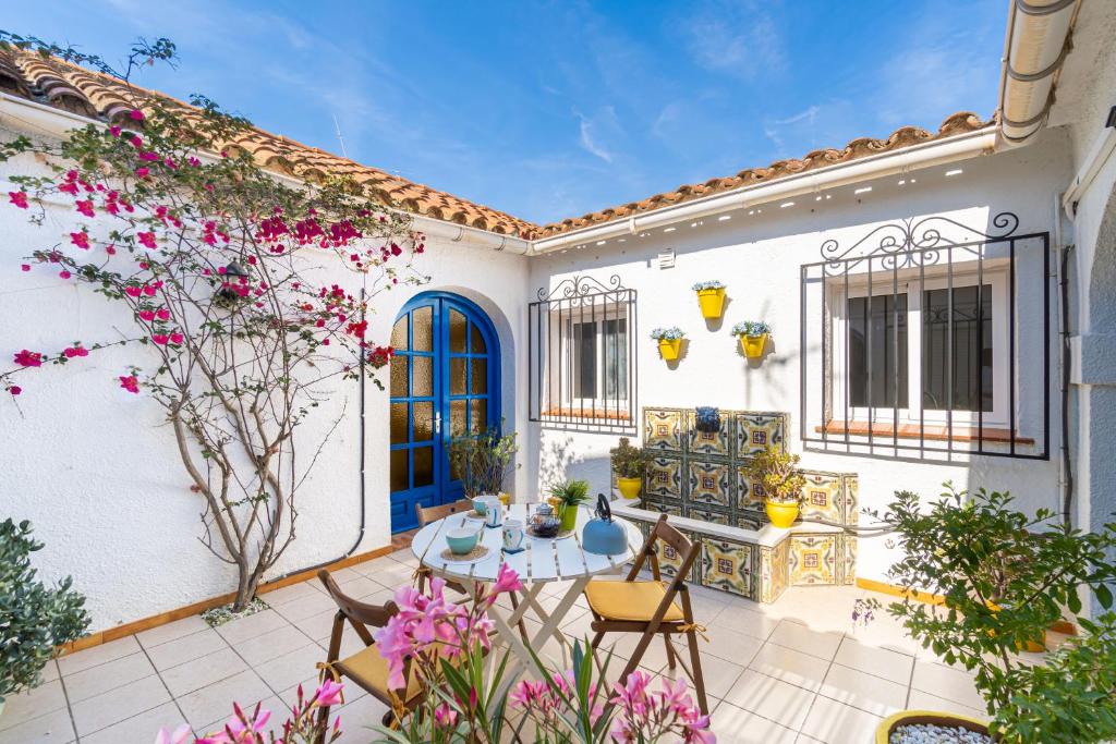 Cambrils Beach - 8 min to Beach - AC - WiFi - Terrace - 8 Guests 3