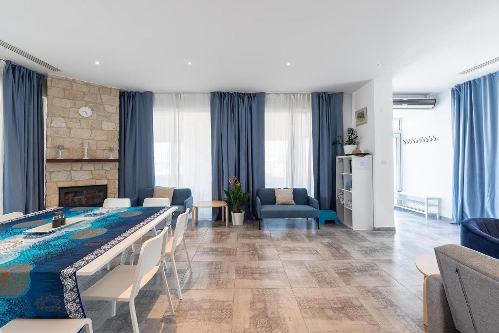Blue Diamond Beach Villas 2