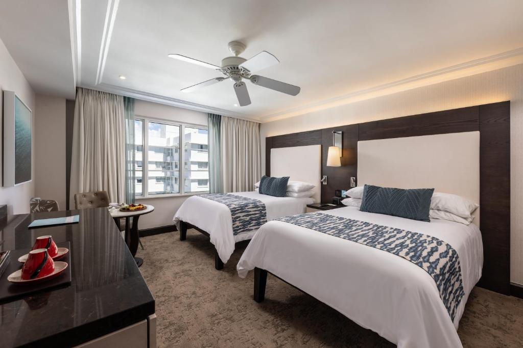 The Palms Hotel & Spa Image
