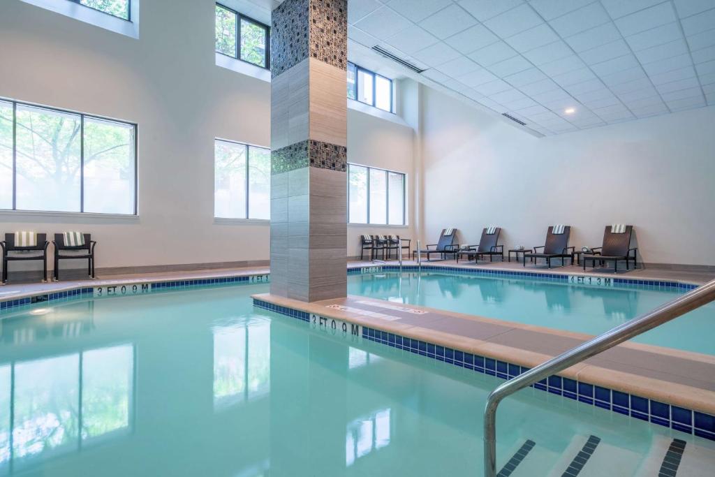 Embassy Suites by Hilton Washington D.C. Georgetown Image