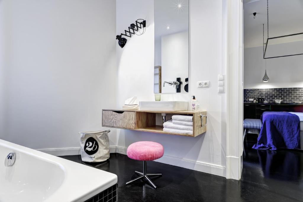 Gorki Apartments 6