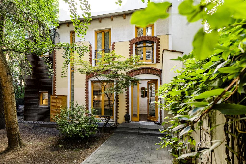 Boxi Jungle House - unique in Friedrichshain - 3BR 1
