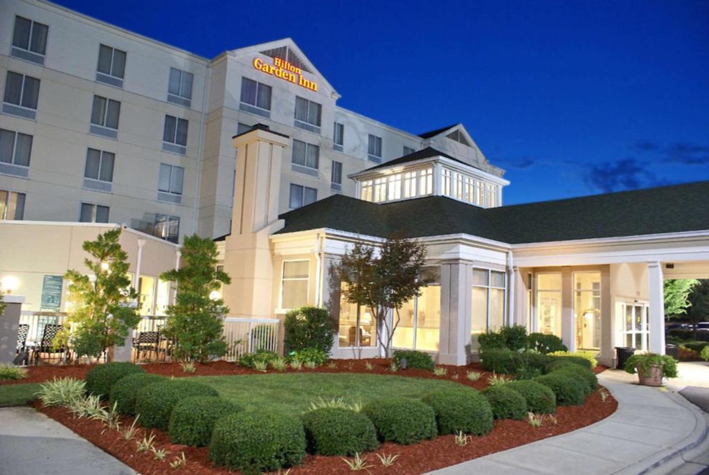 Hilton Garden Inn Charlotte North Image