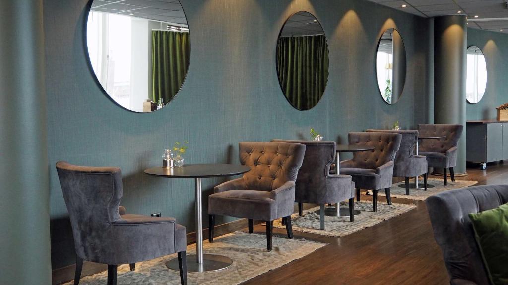 Hilton Stockholm Slussen Hotel Image