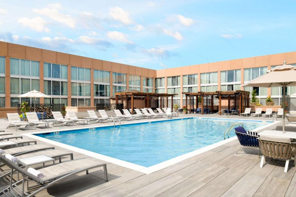 Hilton Washington DC National Mall The Wharf Image