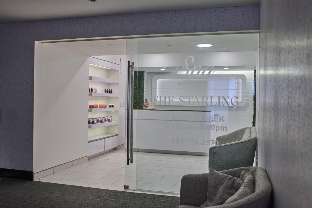 The Starling Atlanta Midtown, Curio Collection by Hilton Image