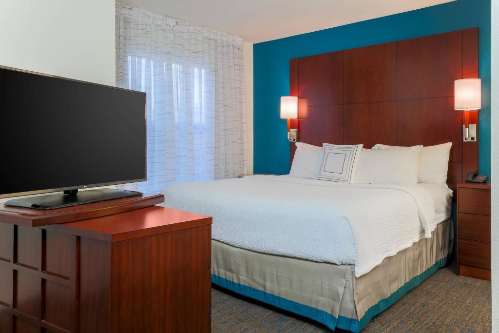 Residence Inn by Marriott Arlington South Image
