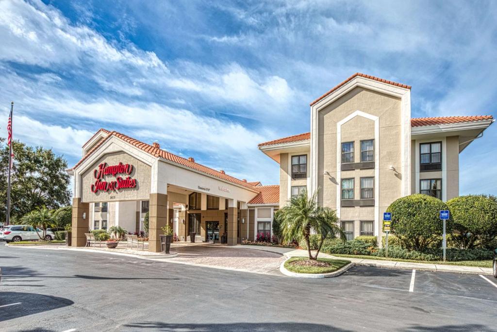 Hampton Inn & Suites Orlando-East UCF Image