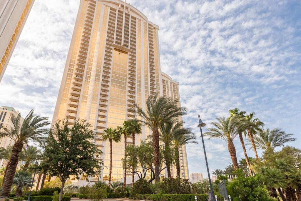 MGM Signature Towers by FantasticStay Image