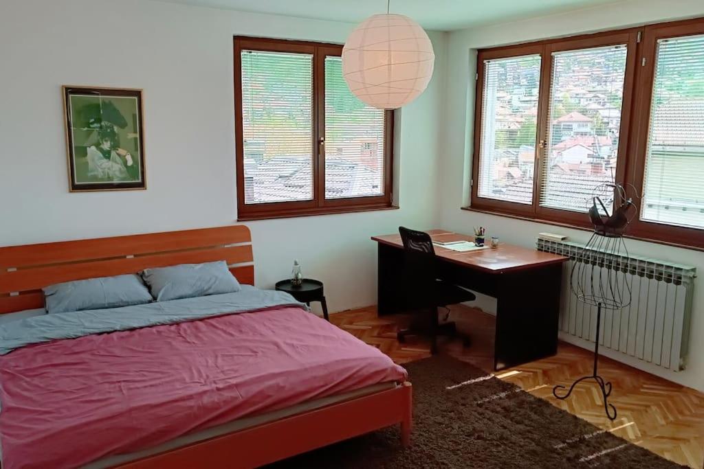 Spacious Condo near Baščaršija - Free Parking 2