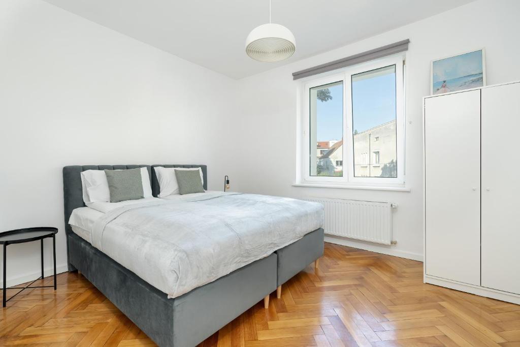 Rycerska Apartments with Parking by Noclegi Renters 3