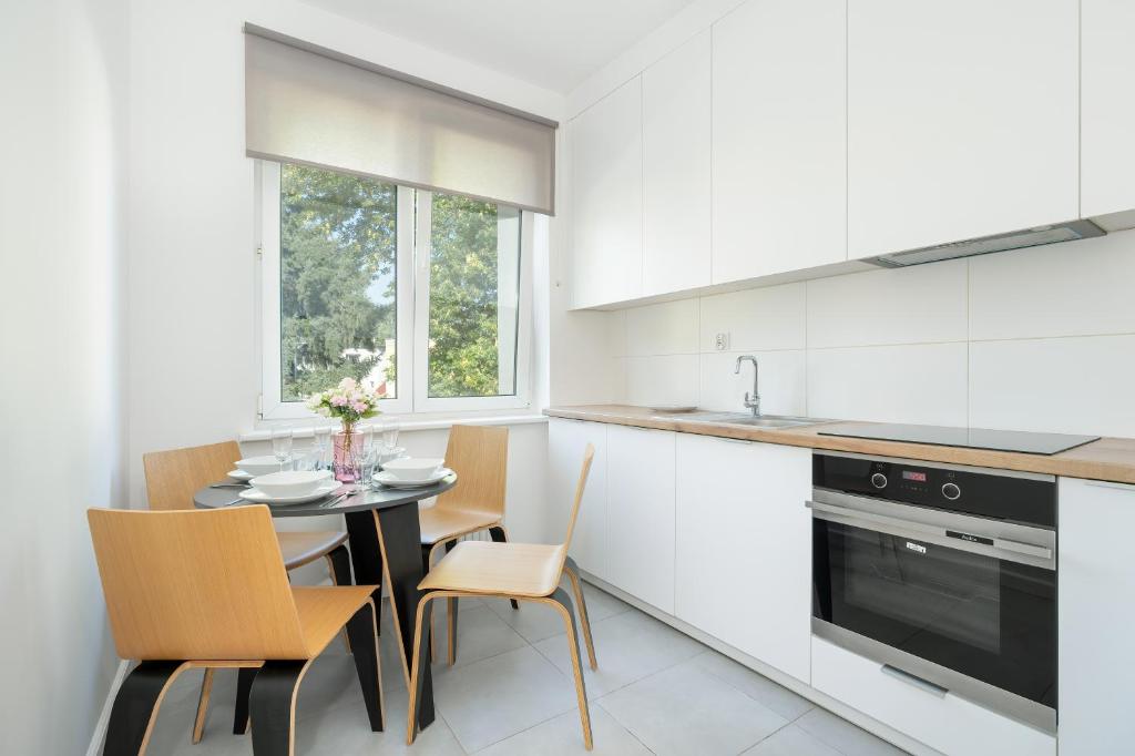 Rycerska Apartments with Parking by Noclegi Renters 4