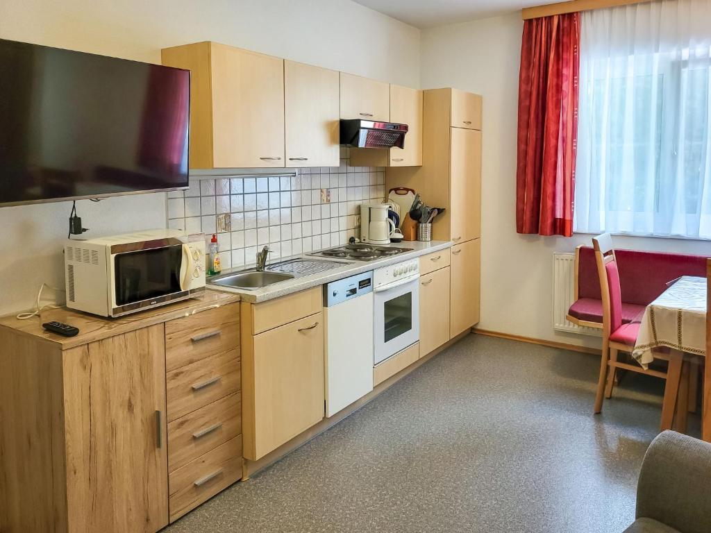 Apartment Christians Hamat by Interhome 3