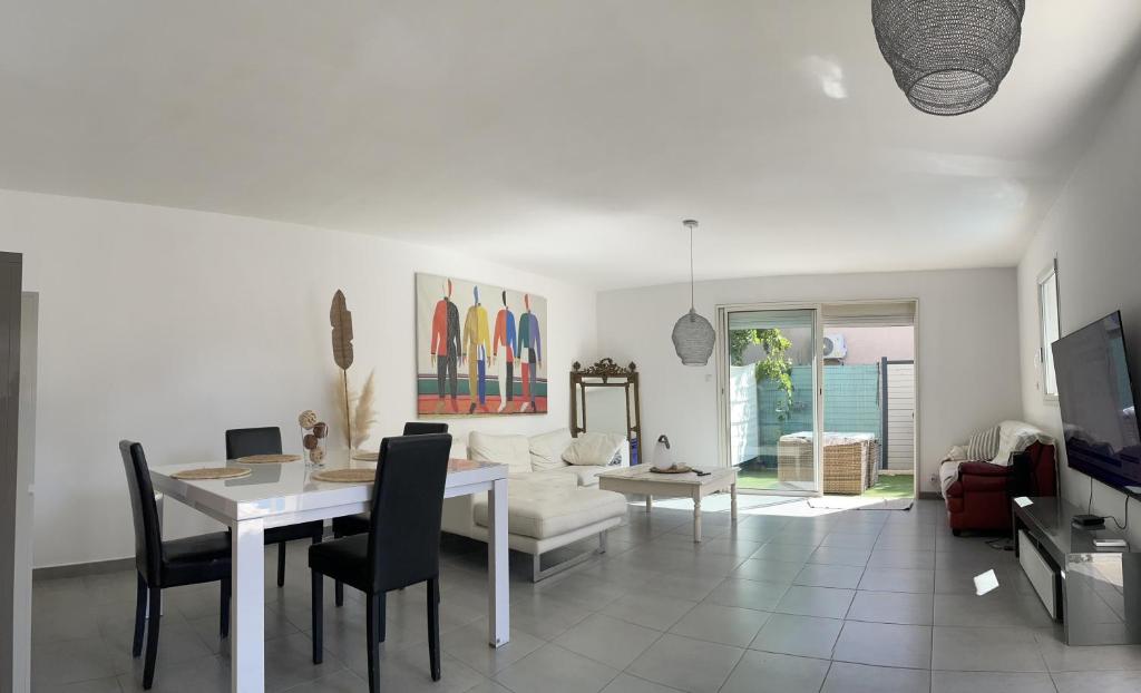 Appart Piscine Privée 80M2 7mn vélodrome et Métro 5