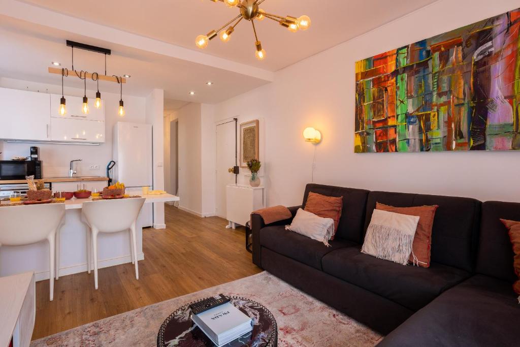 MHouse lease Cascais Walk to Beach and center 4