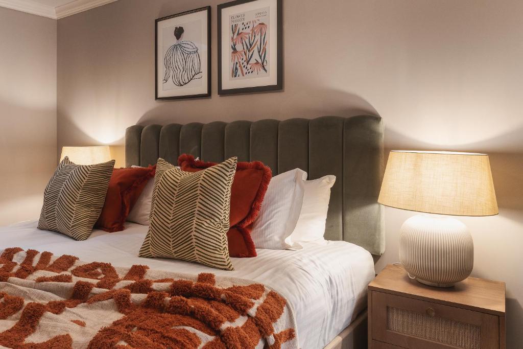 The Cotham Arms Apartments 4
