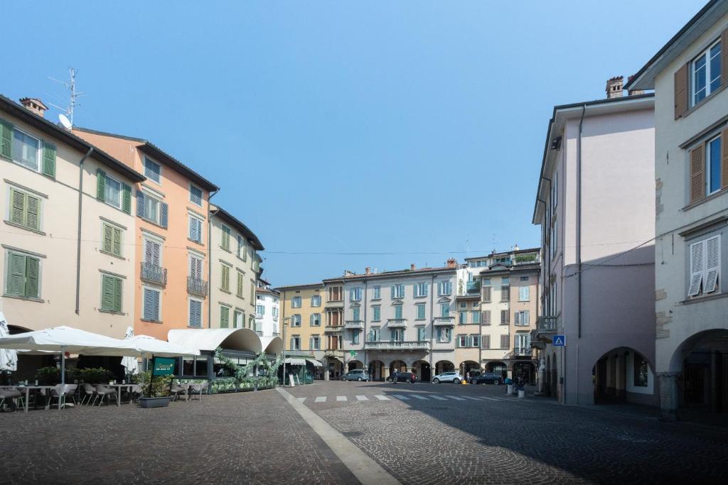 Al Donni AirCon City Center 6