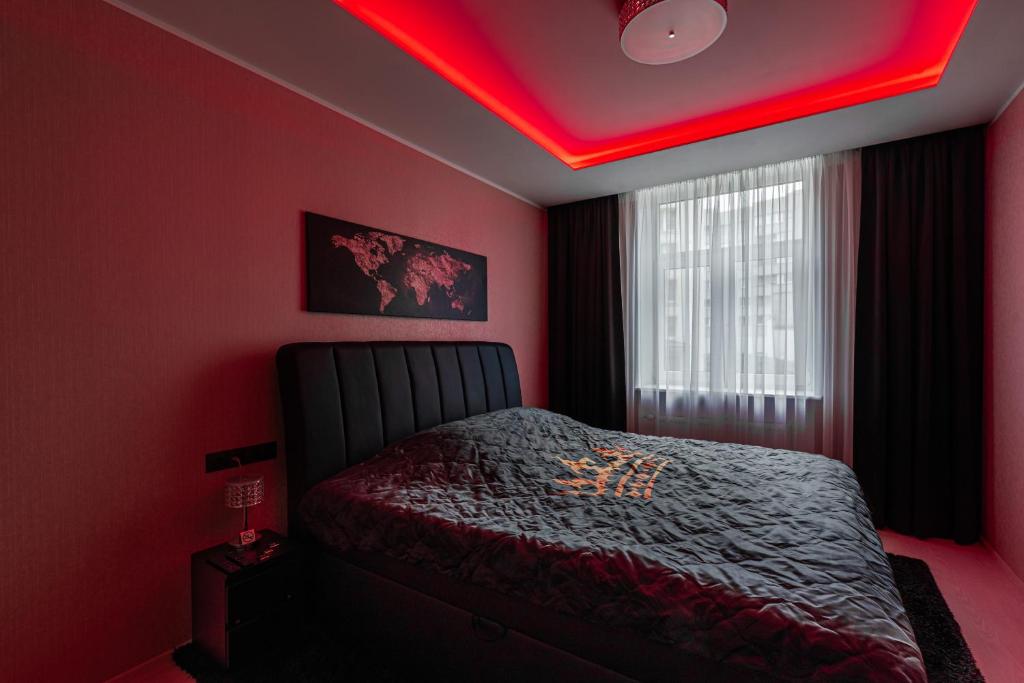 LuxeCityApartment 8