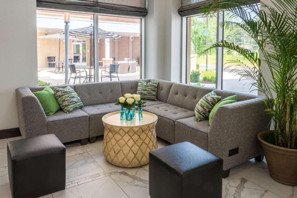 Hilton Garden Inn Memphis East/Germantown, Tn Image
