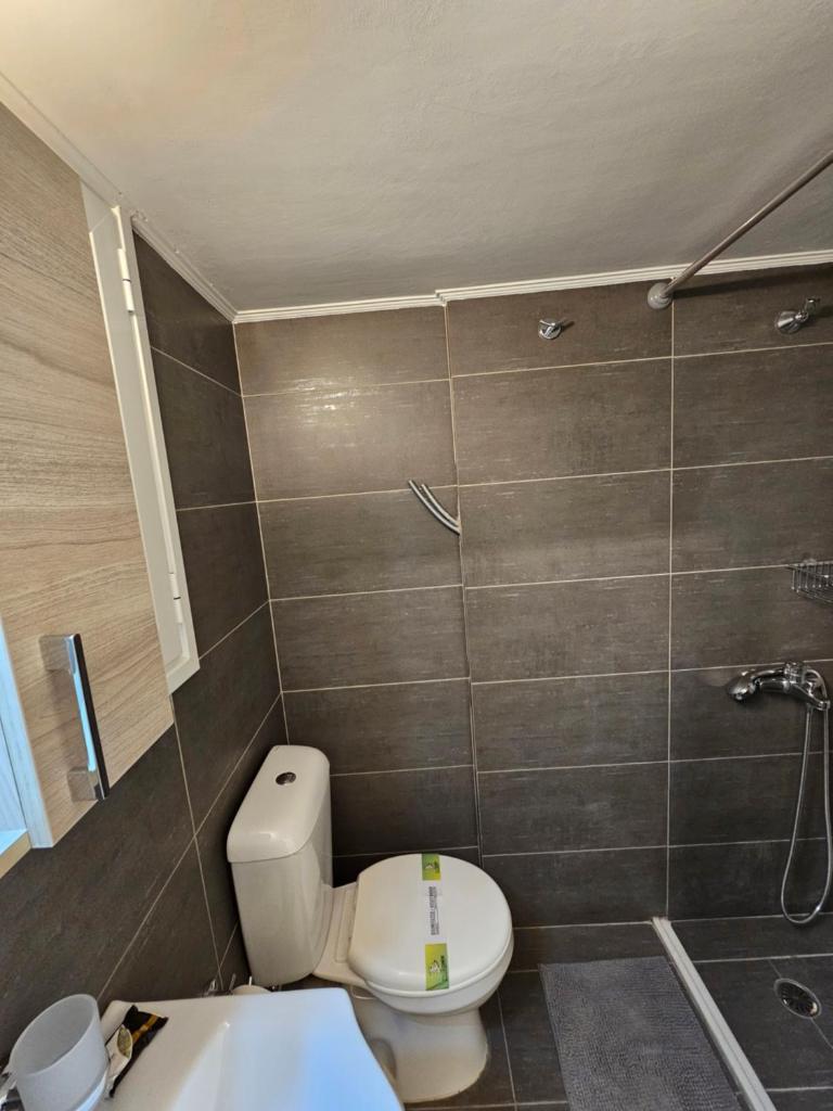 Athena Elegant Apartment 8