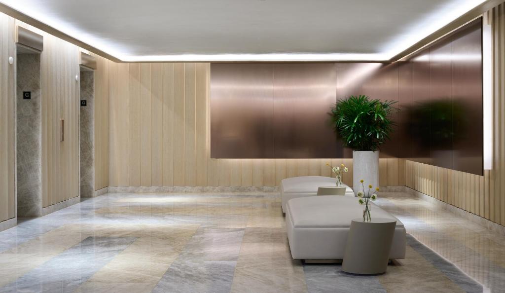 Hotel AKA Brickell Image