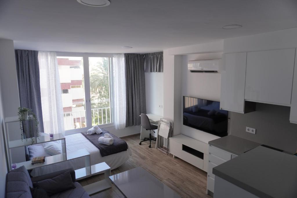 Lux Studio Nerja 2