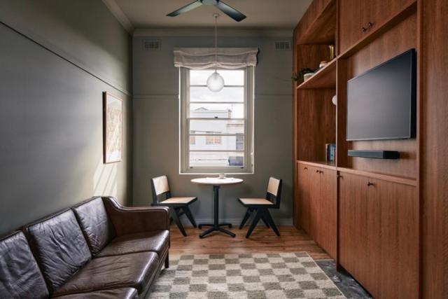 The Courthouse Hotel Image
