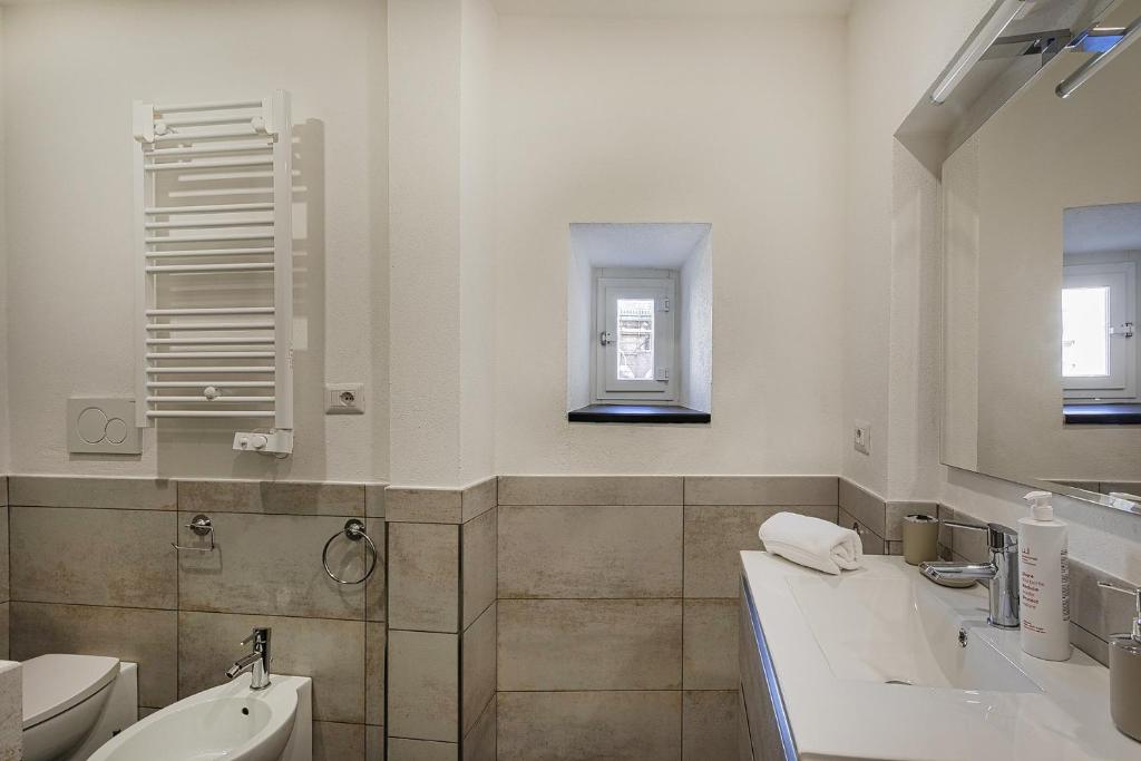 Raibetta Apartment by Wonderful Italy 8
