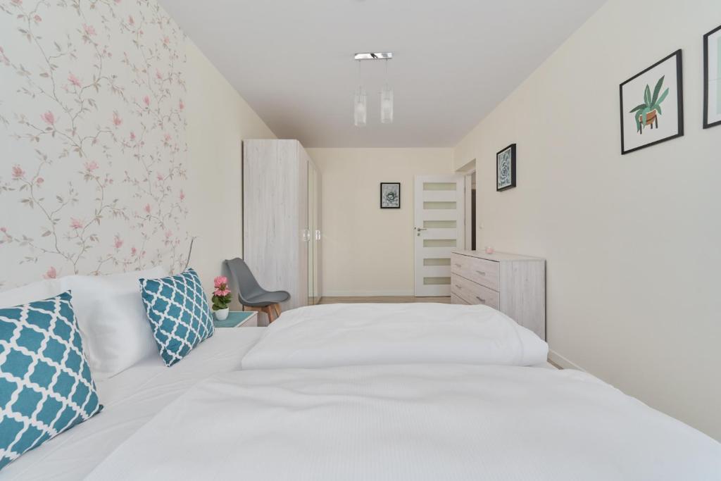 Apartment Piękna with PARKING Wrocław by Noclegi Renters 7