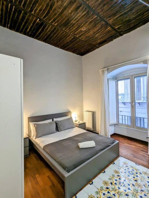 Partenope 3- Exclusive Apt. on the Naples seafront 2