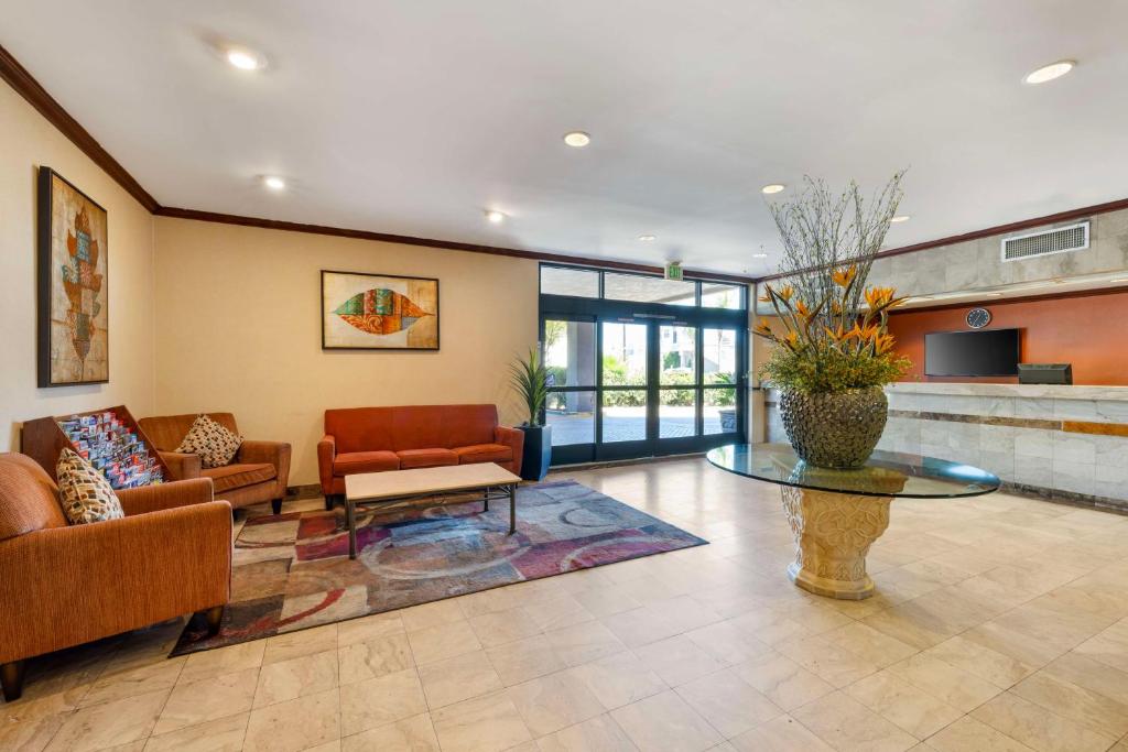 Best Western Los Angeles Worldport Hotel Image