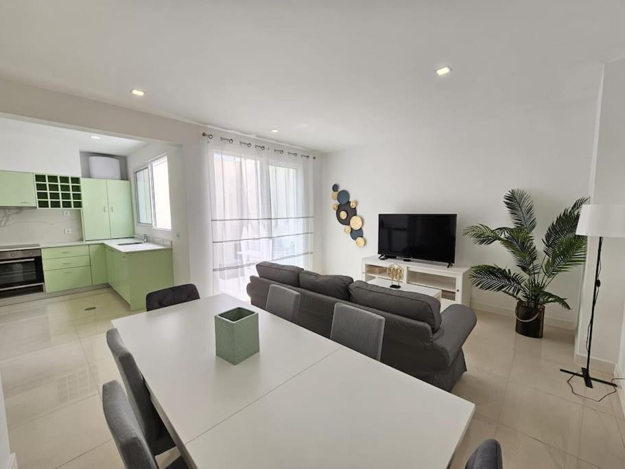 Caminho da Achada Apartment Funchal by Rentallido 4