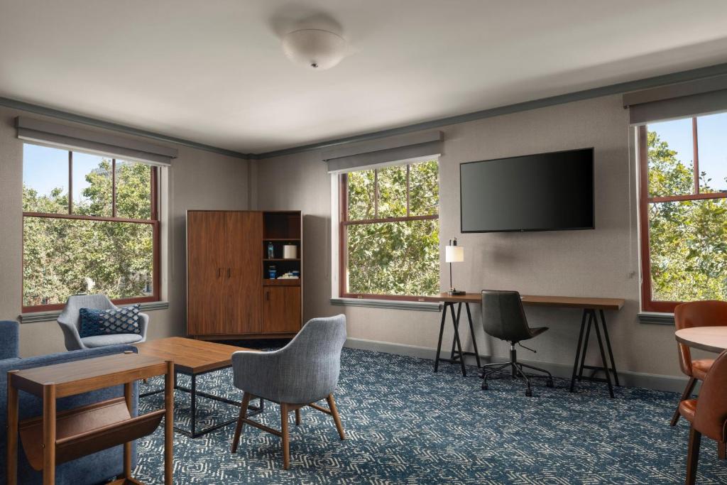 Four Points by Sheraton San Jose Downtown Image