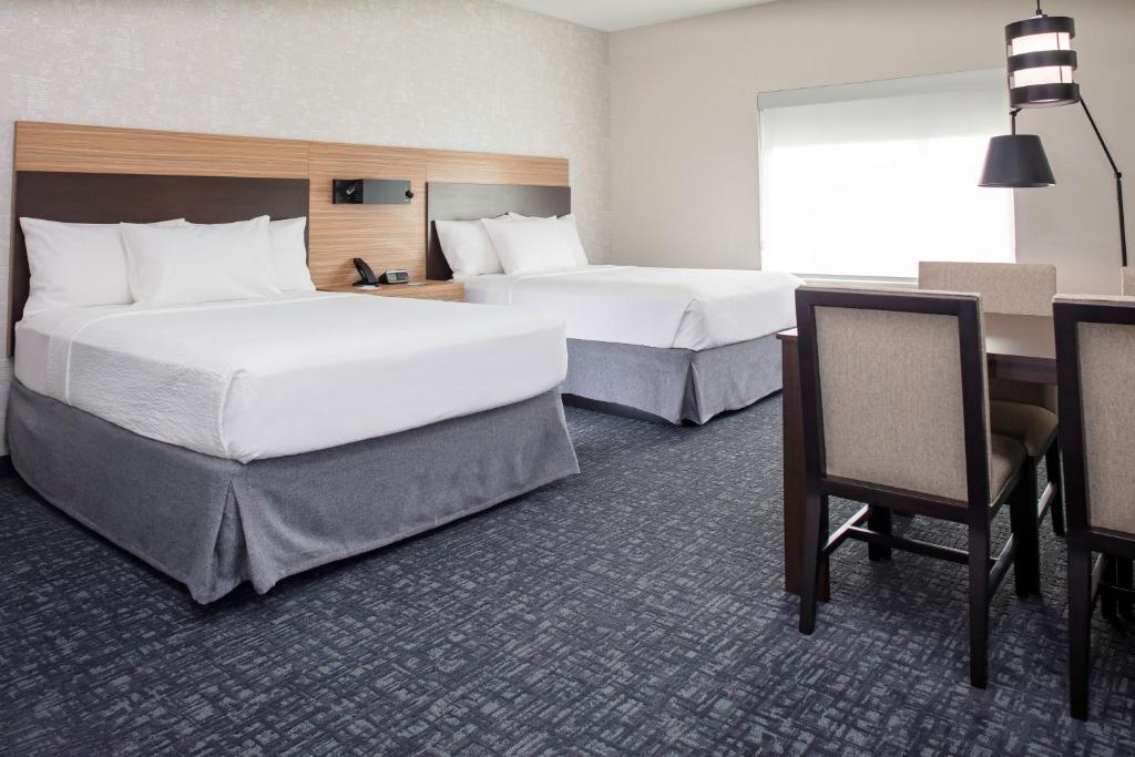 TownePlace Suites by Marriott Orlando Airport Image