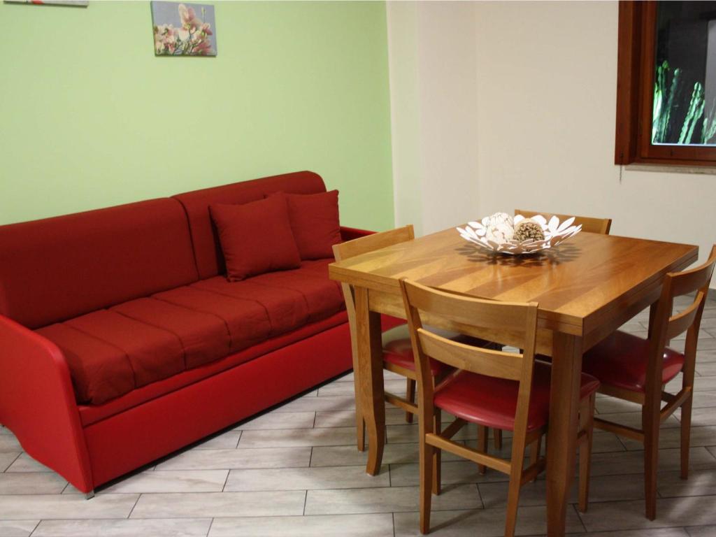 L'ESSENZIAL LIVING 7