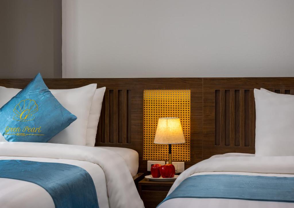 Lang Chai Green Pear Cat Ba Hotel