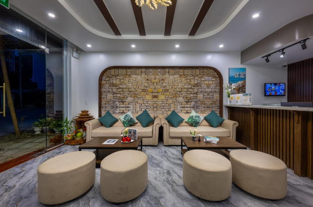 Lang Chai Green Pear Cat Ba Hotel