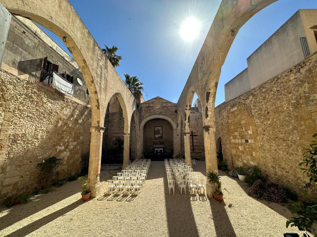 Suite Moen Ortigia 6