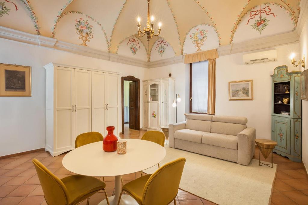 Verincanto Suite In old Verona Downtown 4