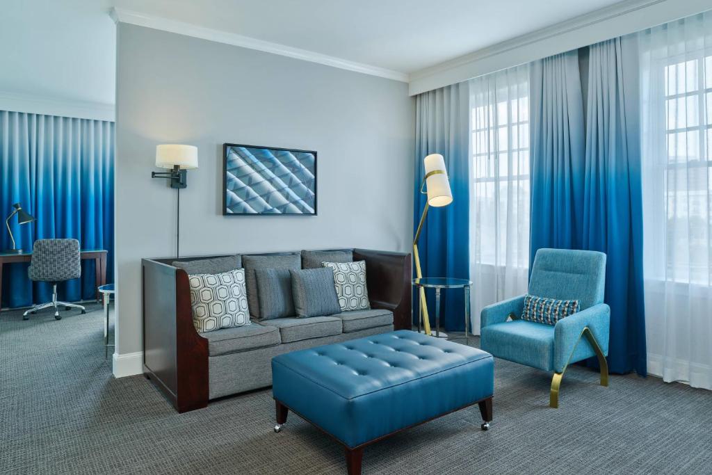Le Meridien Dallas, The Stoneleigh Image