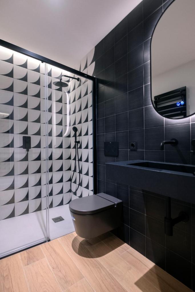VILLAR Suites by Cadiz4Rentals 8
