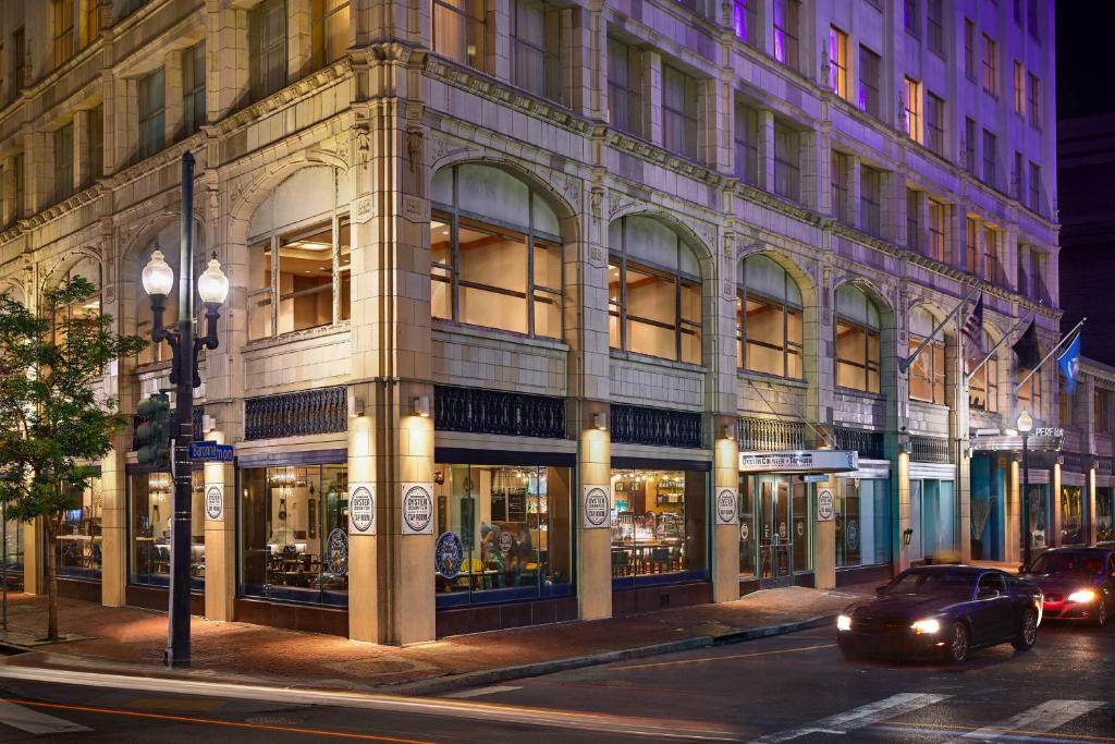 Renaissance New Orleans Pere Marquette French Quarter Area Hotel Image