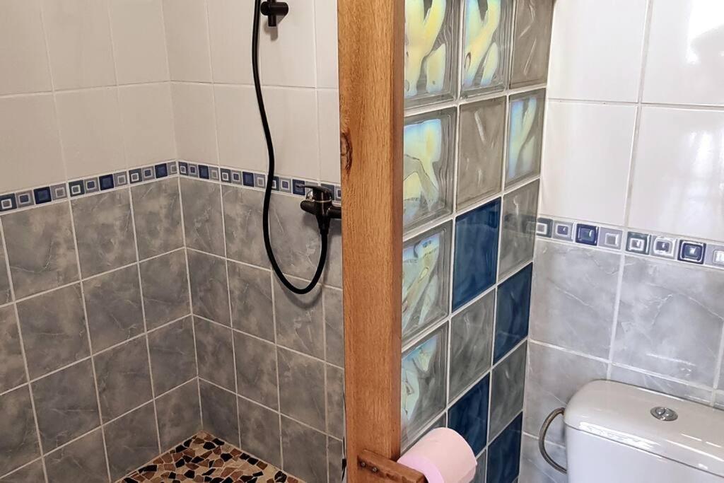 Bungalow des pensées piscine chauffée 28° 8