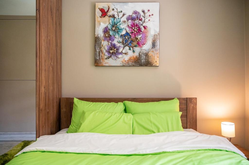 Elegant spotless apartment in Sofia Center 2