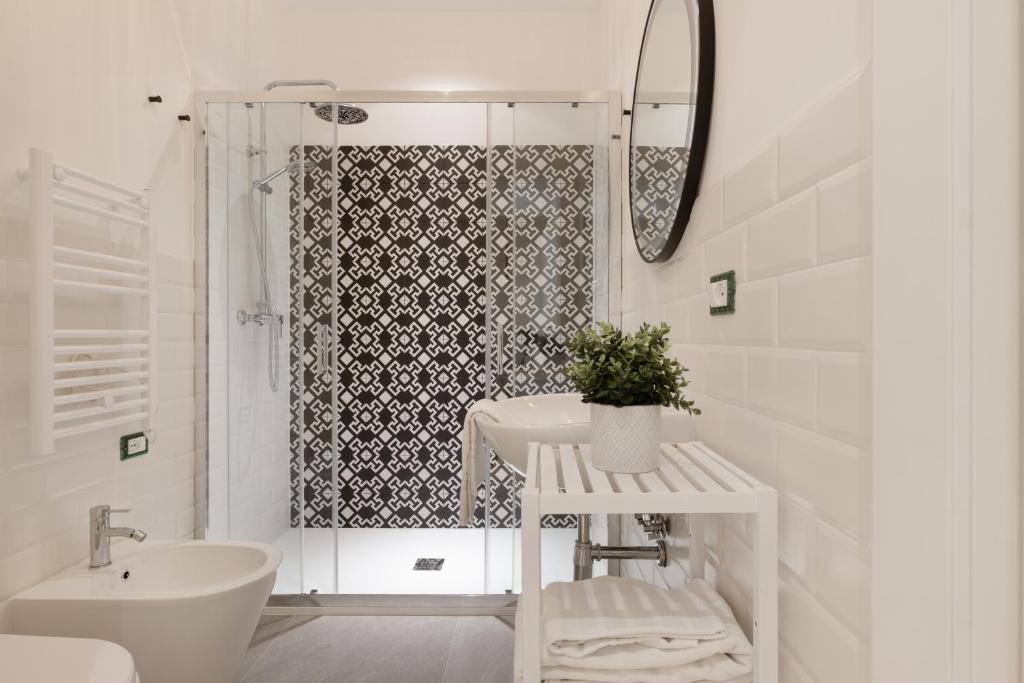 Trieste Timeless 2-bedrooms flat 3
