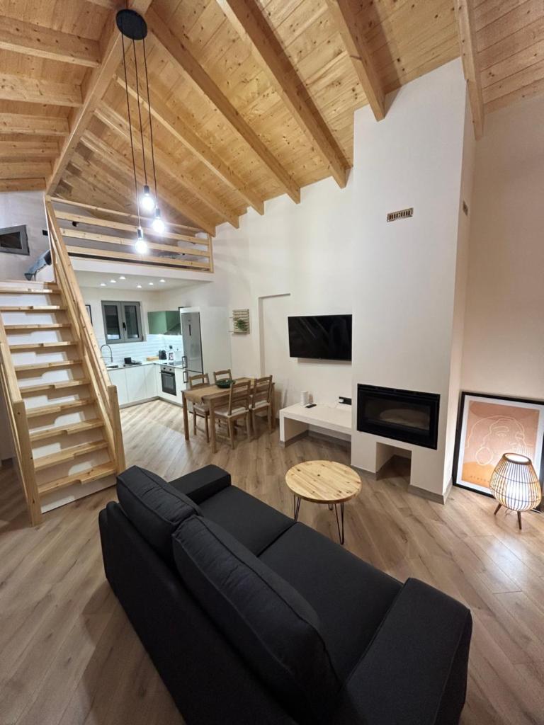Lemon House 1