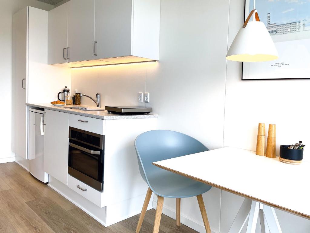 athome apartments 8
