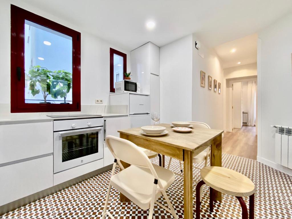 Puerta de Toledo VII - Apartamento de 2 dormitorios con Balcón 4