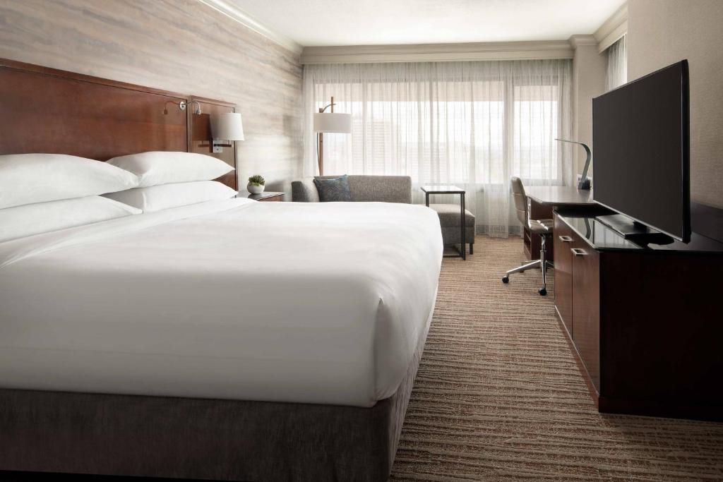 Salt Lake Marriott Downtown at City Creek Image